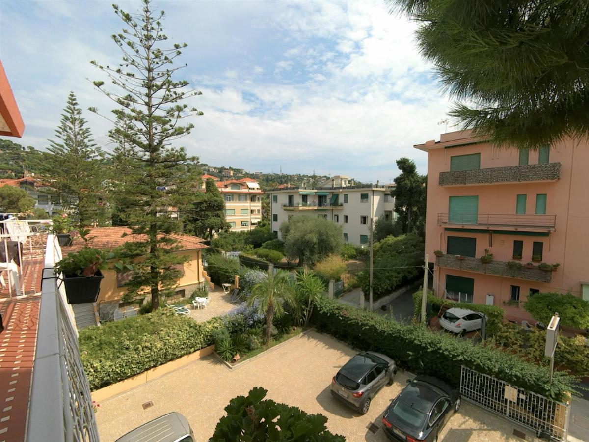 Gold Hotel Bordighera Exterior foto