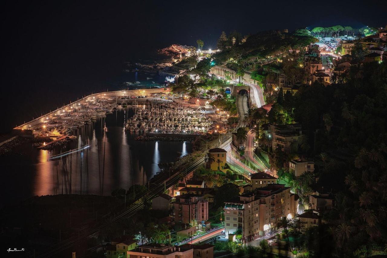 Gold Hotel Bordighera Exterior foto